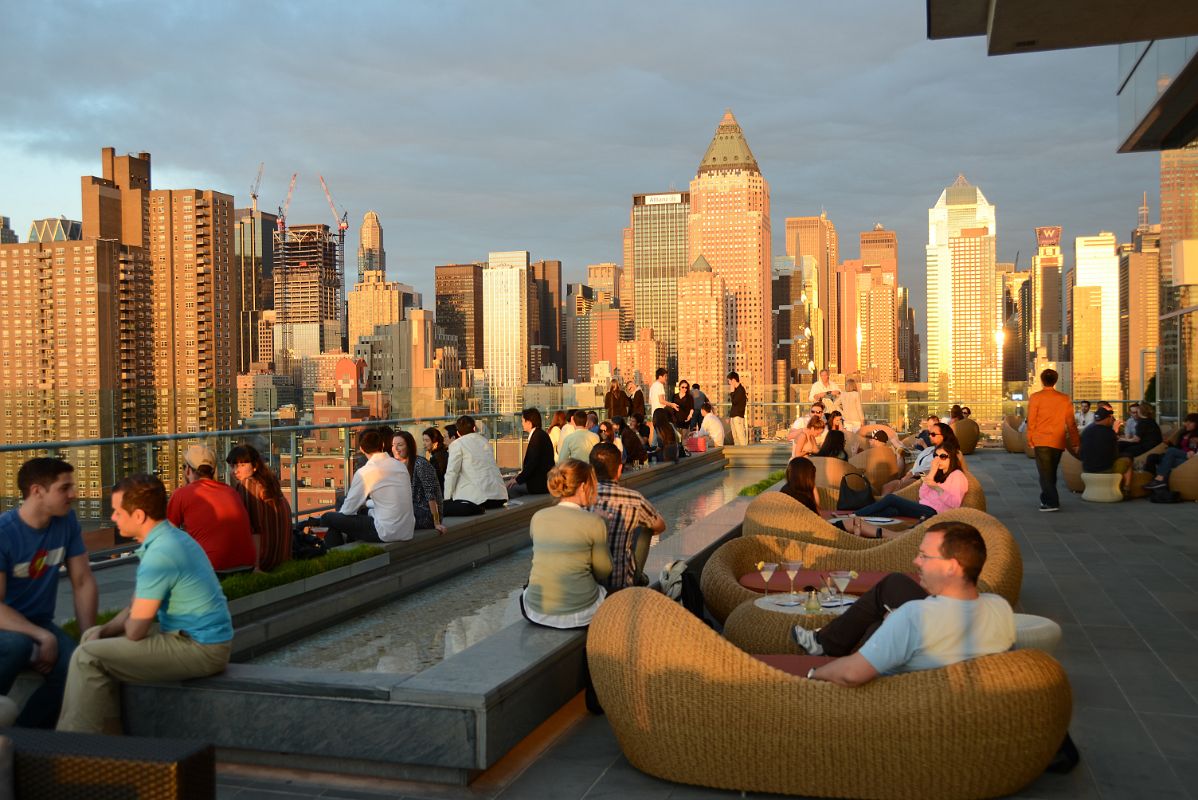 25 Ink48 Hotel Rooftop Bar With New York Manhattan Skyline Behind At Sunset